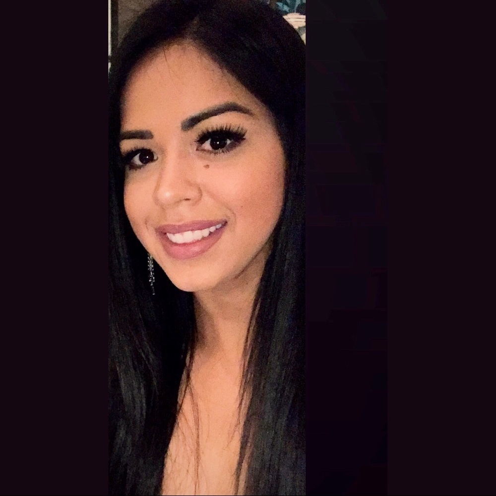Meet your Posher, Arielle